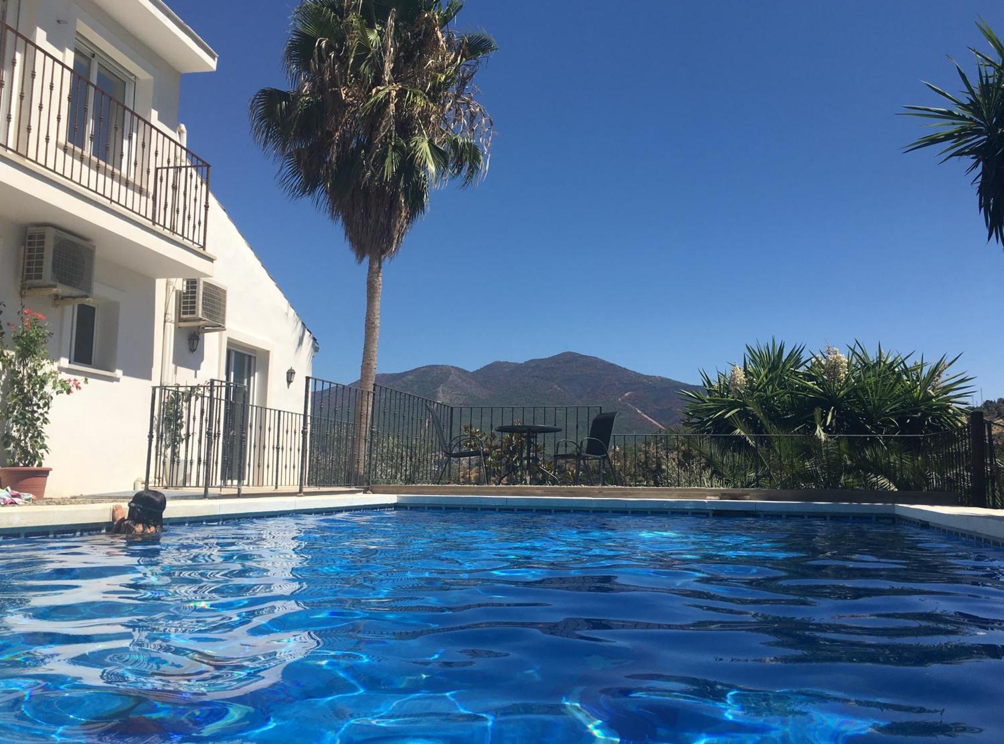 Penthouse Apartment, Cortijo Fruitful Hills Малага Екстериор снимка