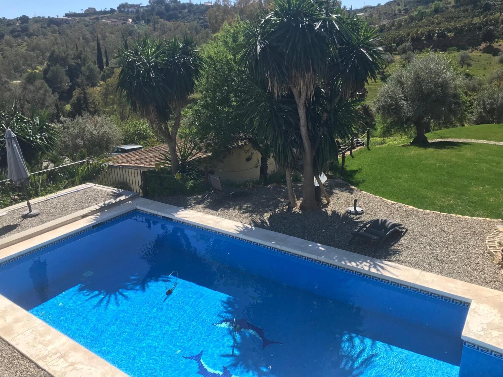 Penthouse Apartment, Cortijo Fruitful Hills Малага Екстериор снимка